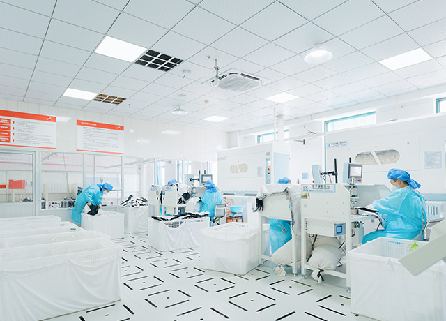无尘充绒房Dust-Free Filling Room